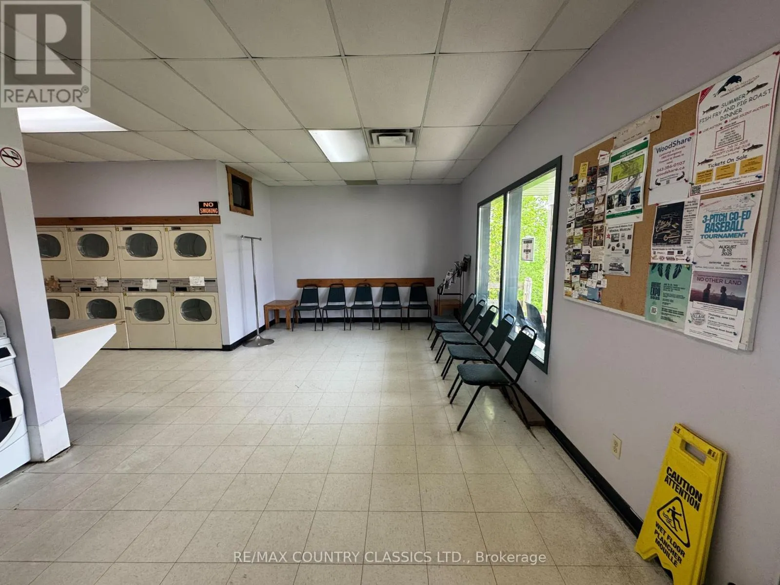 211 HASTINGS STREET N