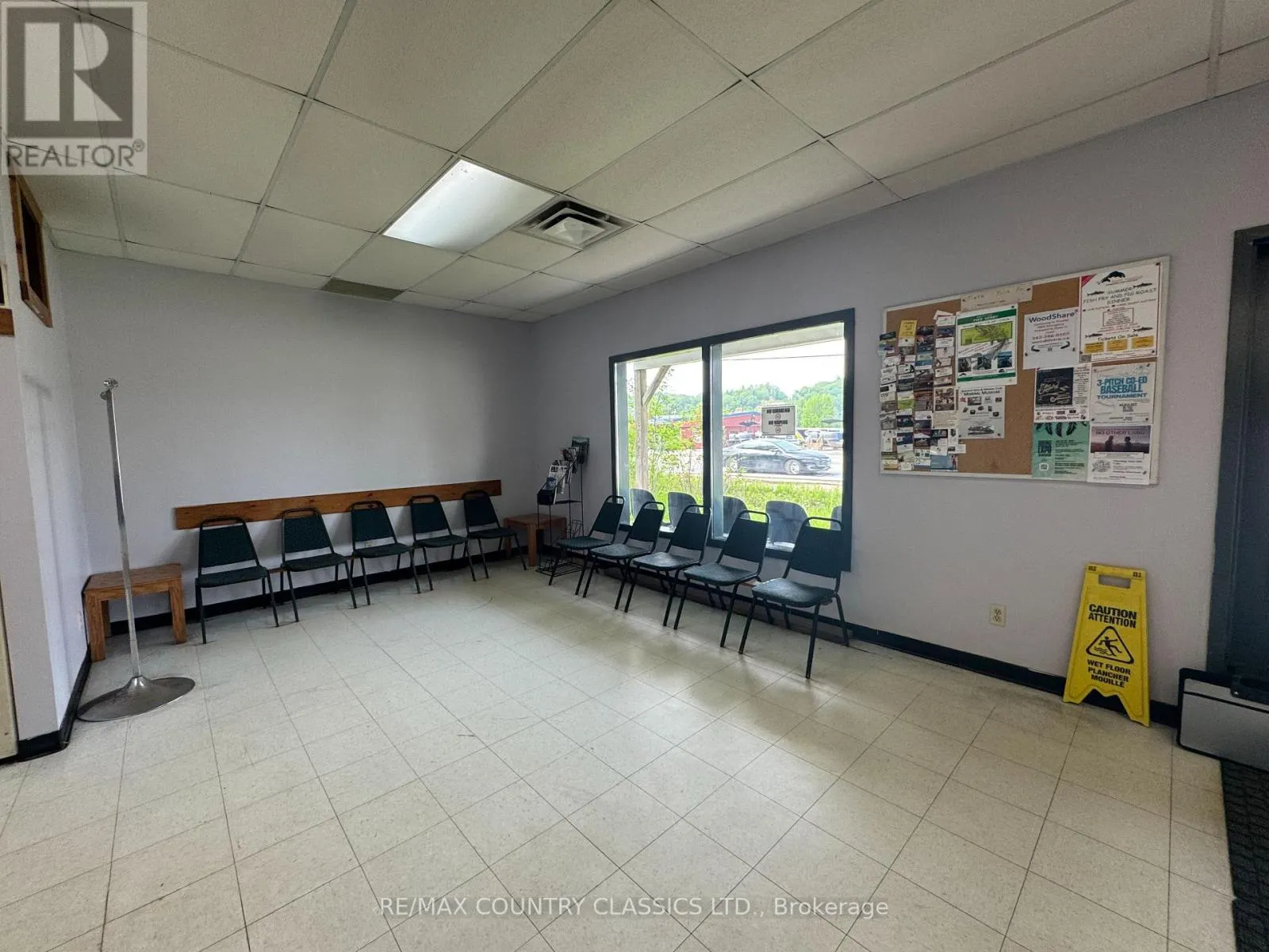 211 HASTINGS STREET N