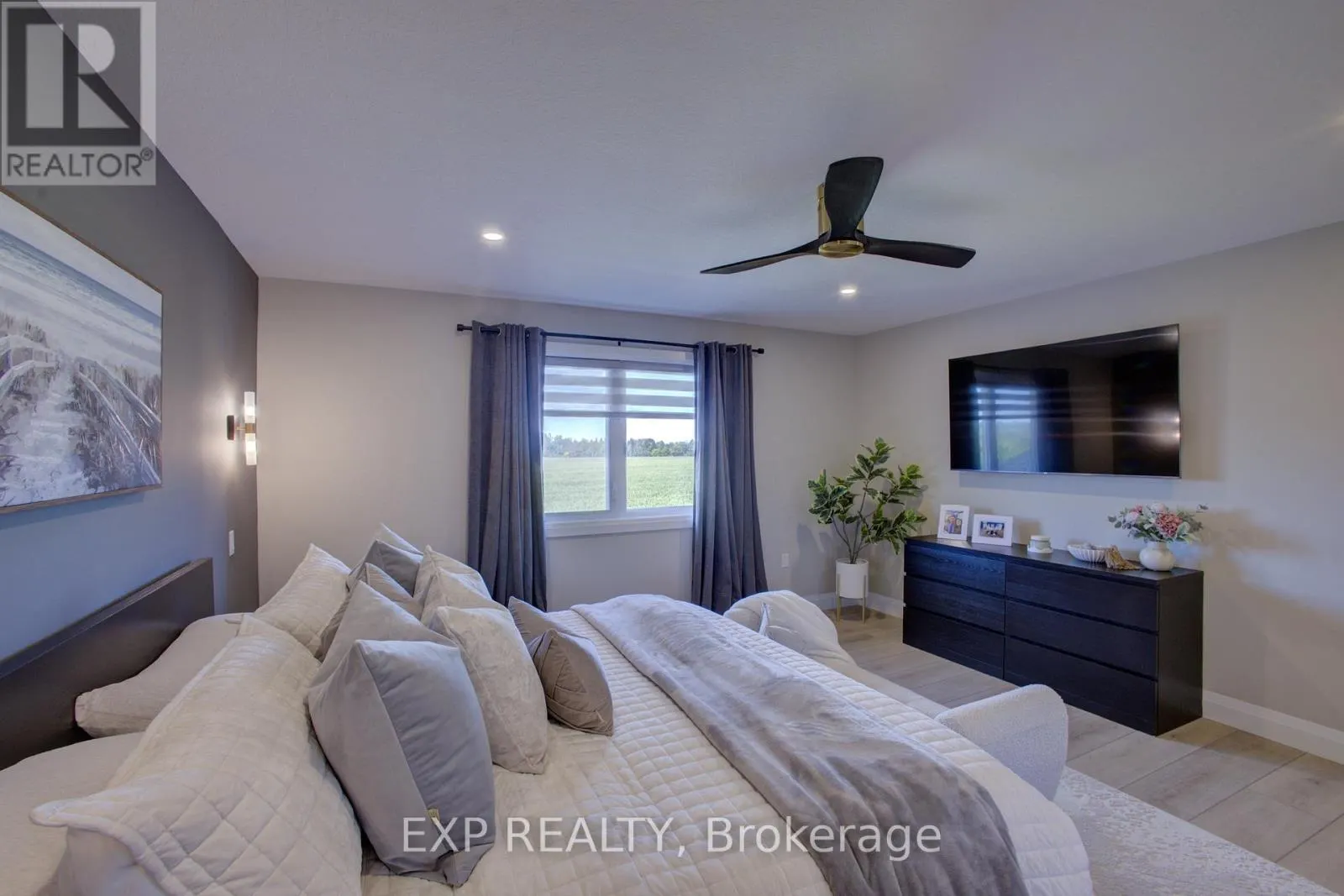 90 REA DRIVE