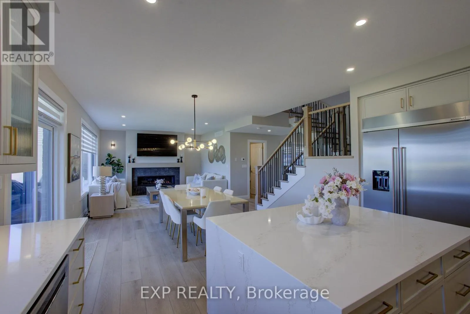 90 REA DRIVE