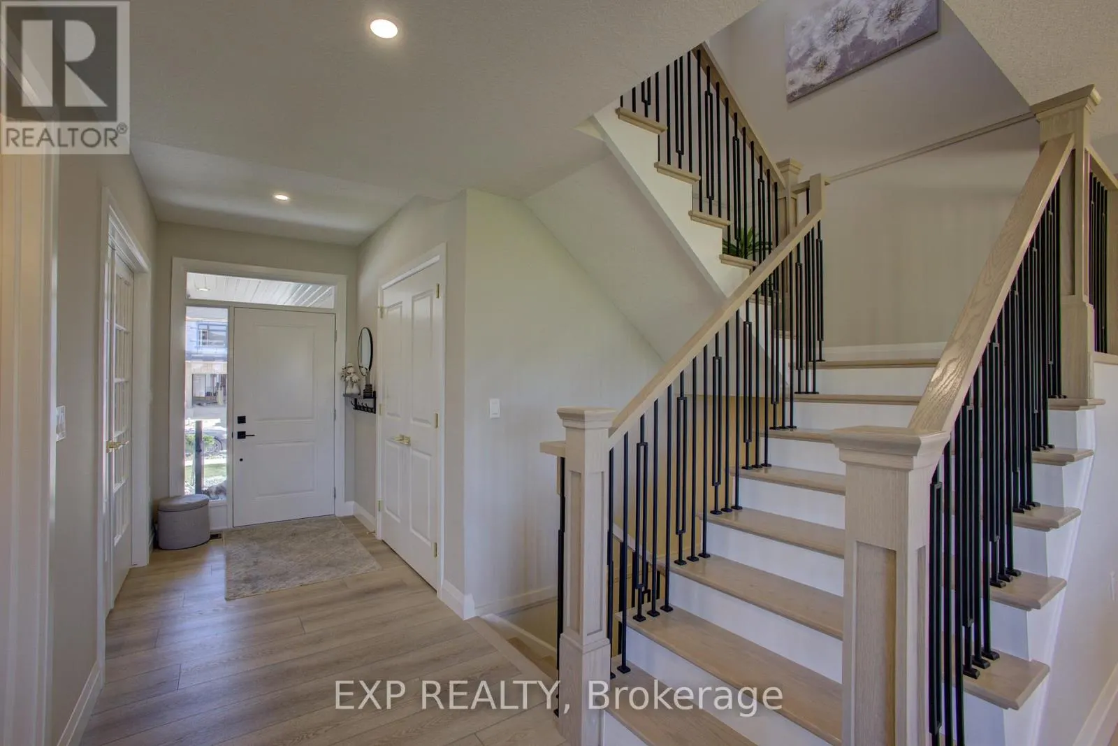 90 REA DRIVE