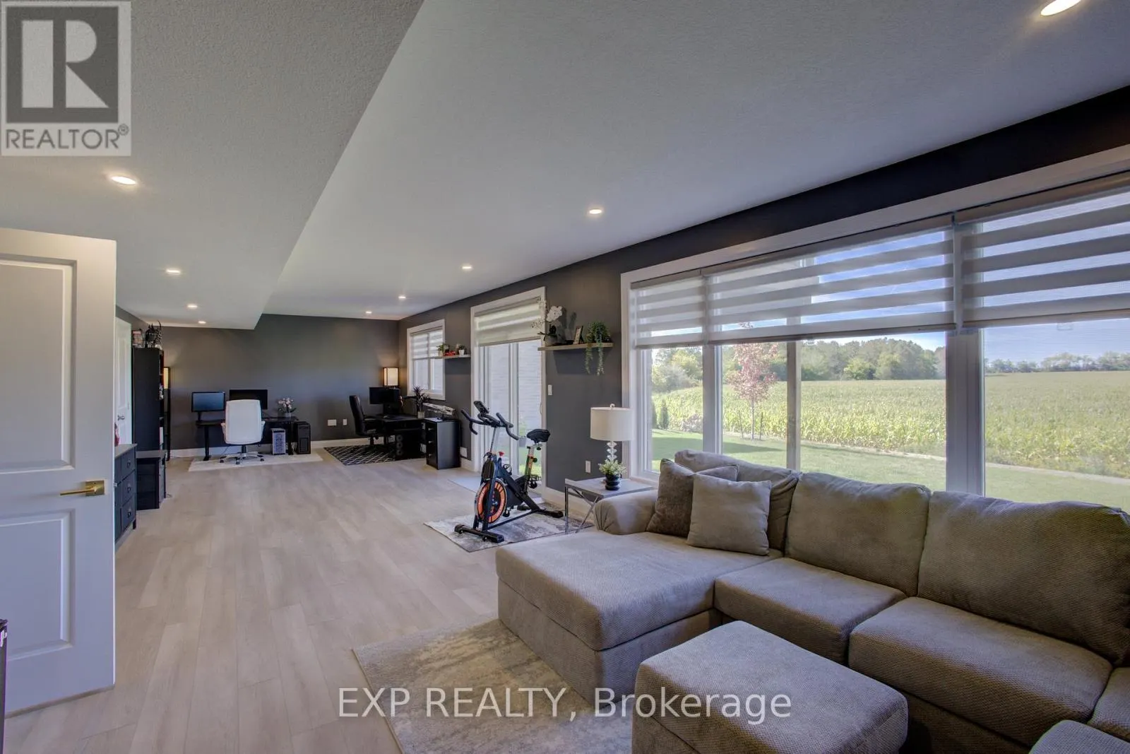 90 REA DRIVE