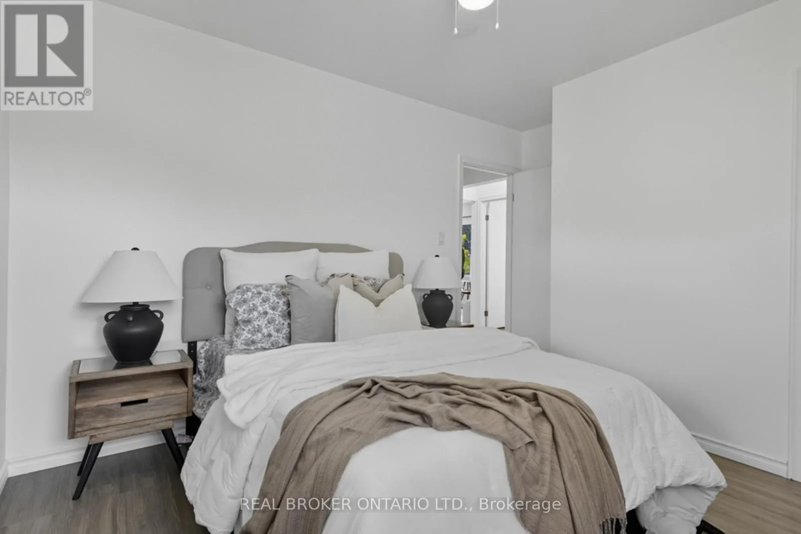 27 BROADMOOR AVENUE