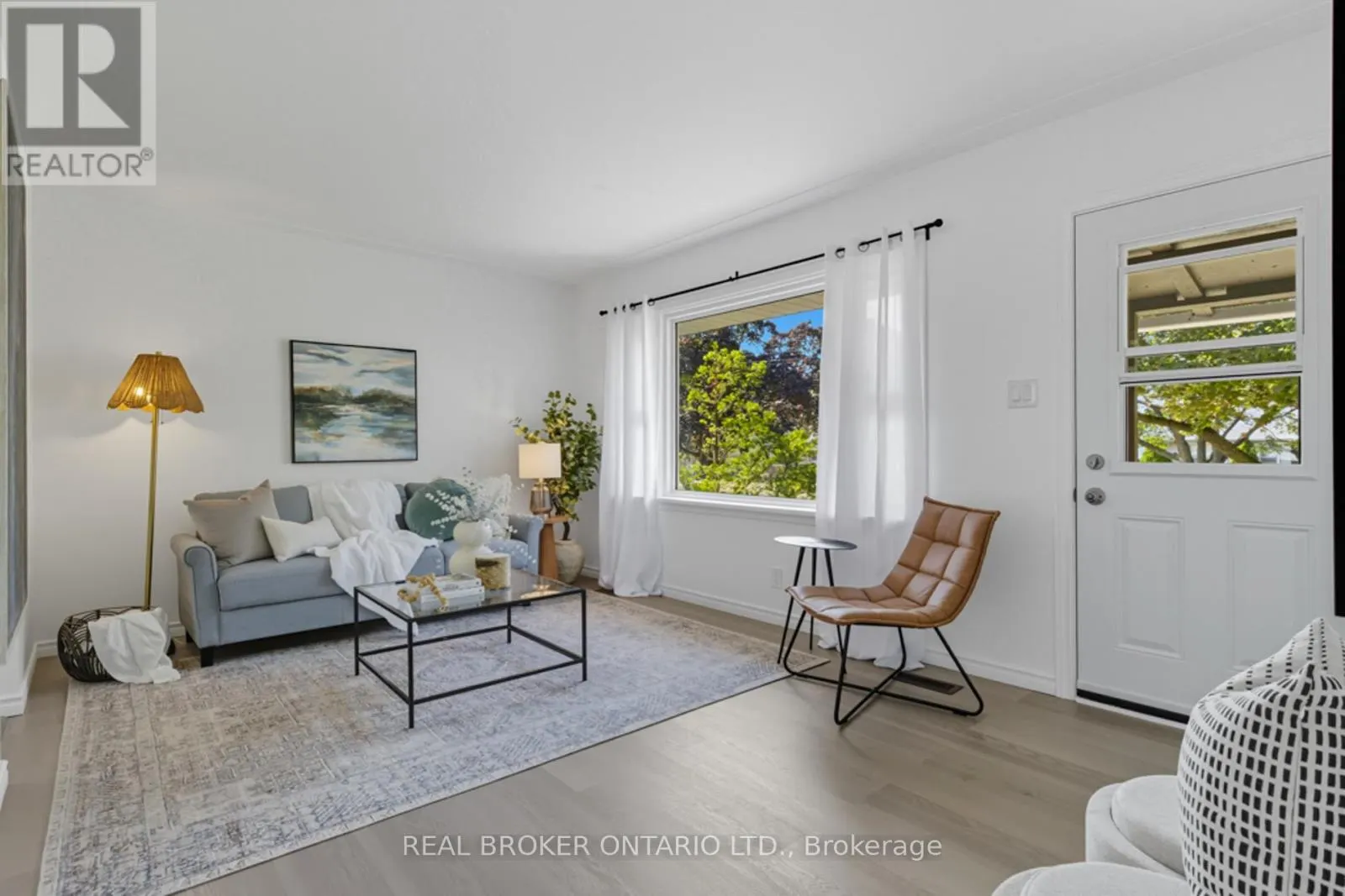 27 BROADMOOR AVENUE