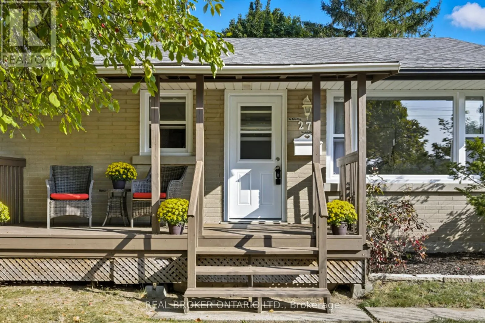 27 BROADMOOR AVENUE