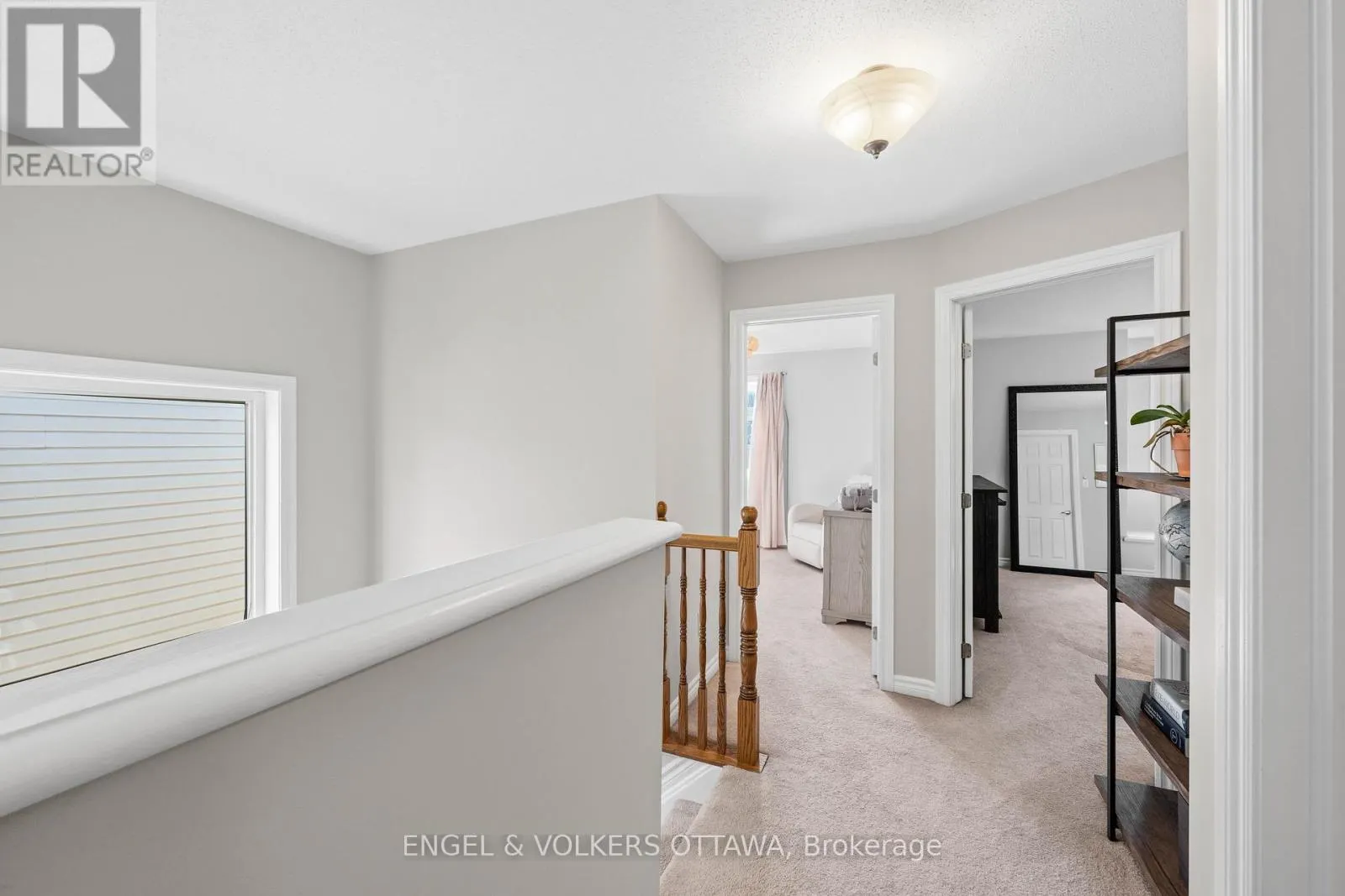 416 VENDEVALE AVENUE