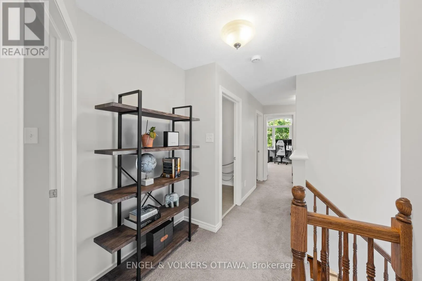 416 VENDEVALE AVENUE