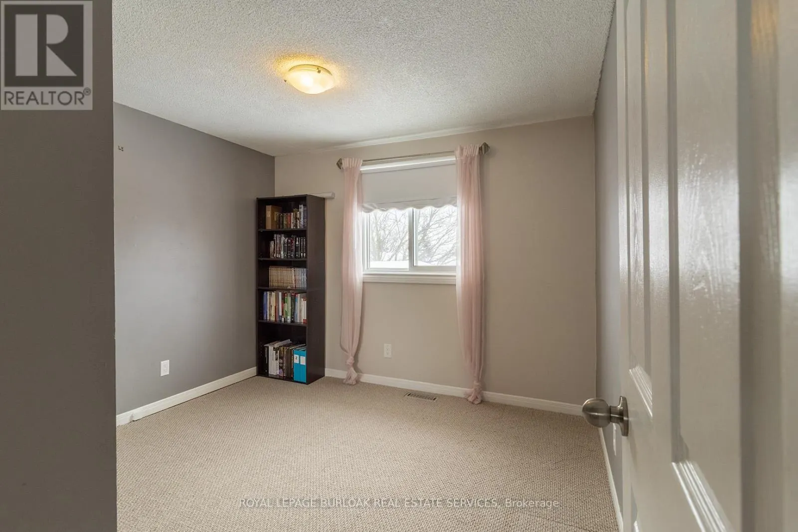 58 ROMY CRESCENT