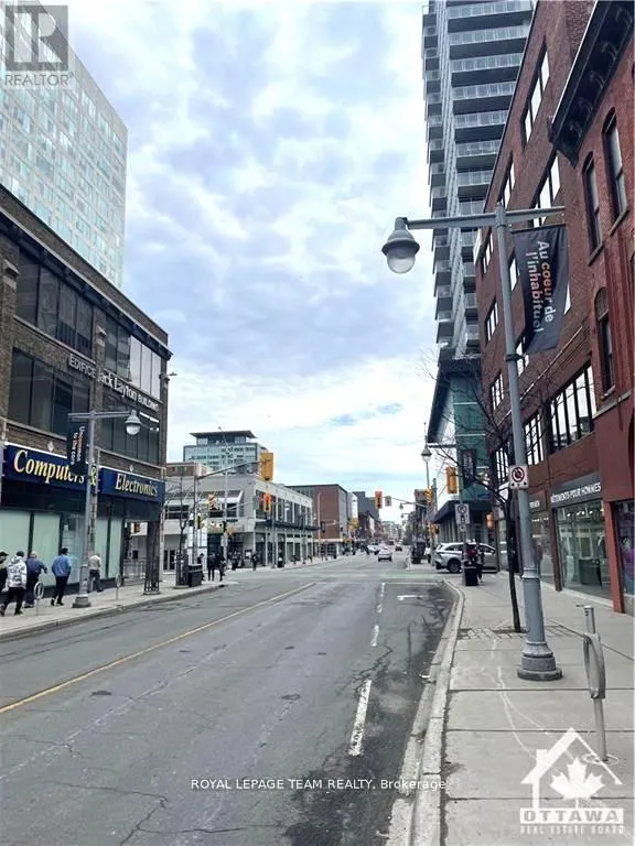 2 - 151 BANK STREET