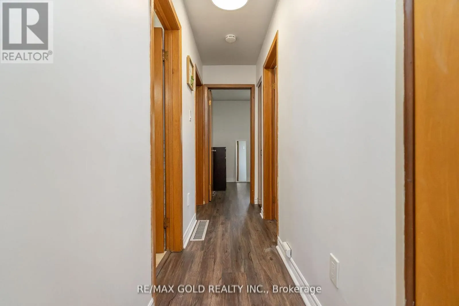 55 RAMBLEWOOD WAY