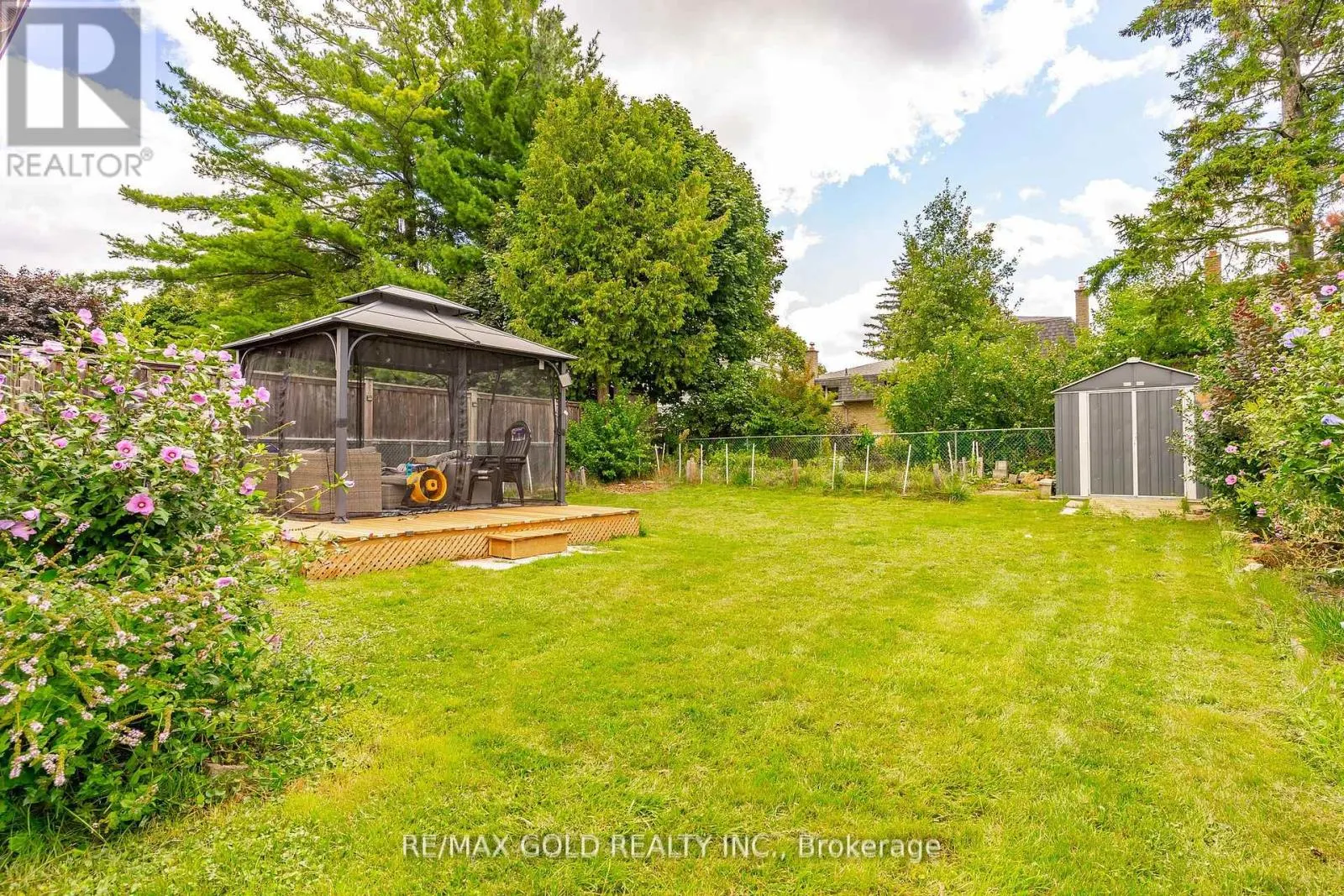 55 RAMBLEWOOD WAY
