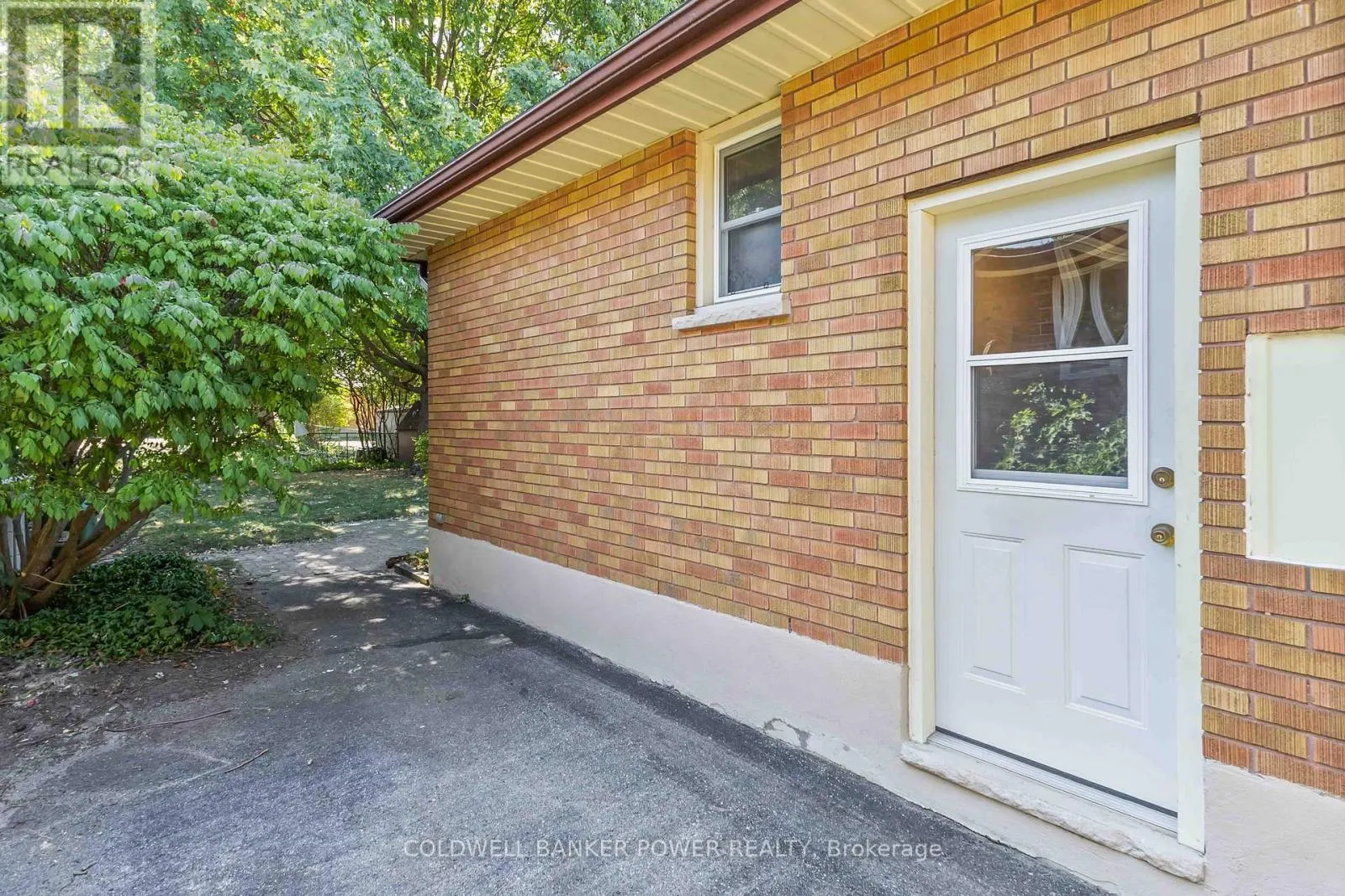 42 MARK STREET