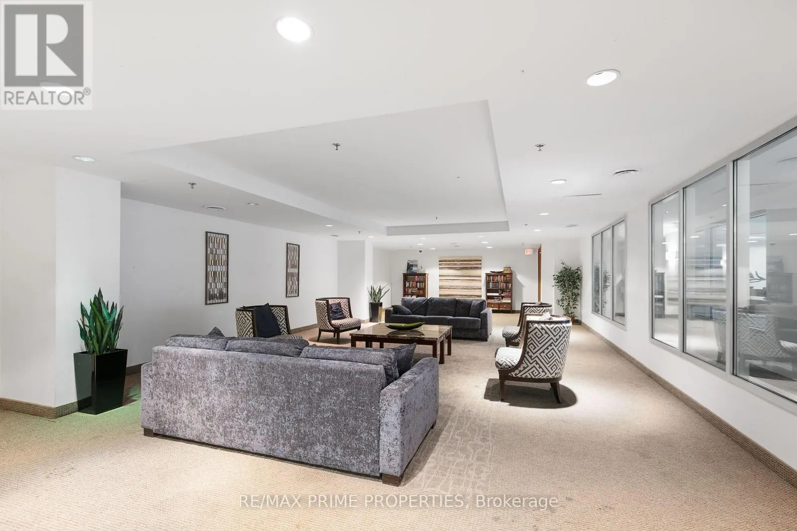 1306 - 195 BESSERER STREET