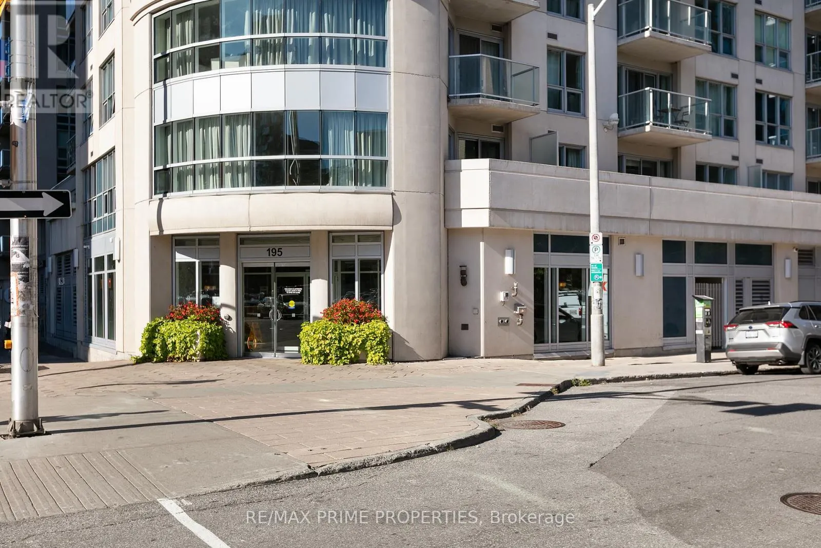 1306 - 195 BESSERER STREET