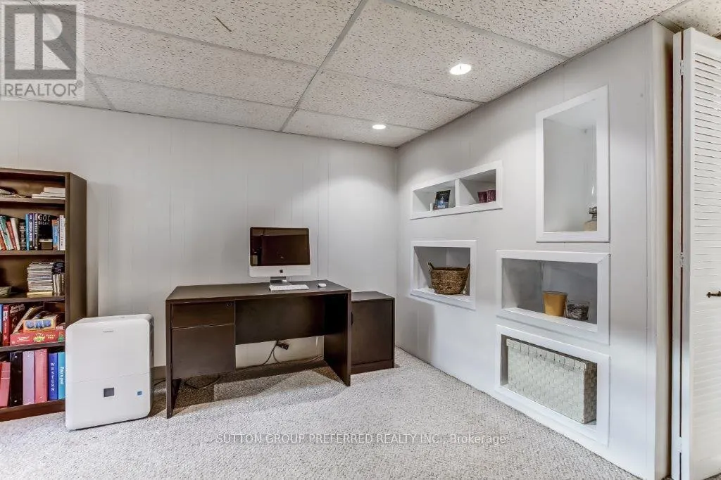 3 - 669 OSGOODE DRIVE, #3
