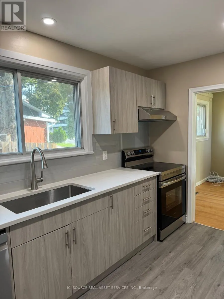 UNIT A - 1824 FORMAN AVENUE