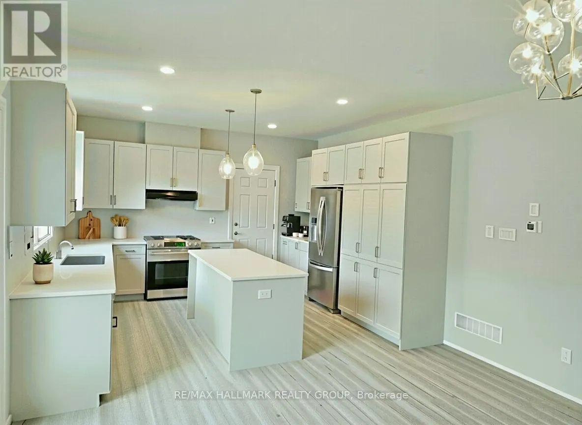 258 SAPLING GROVE