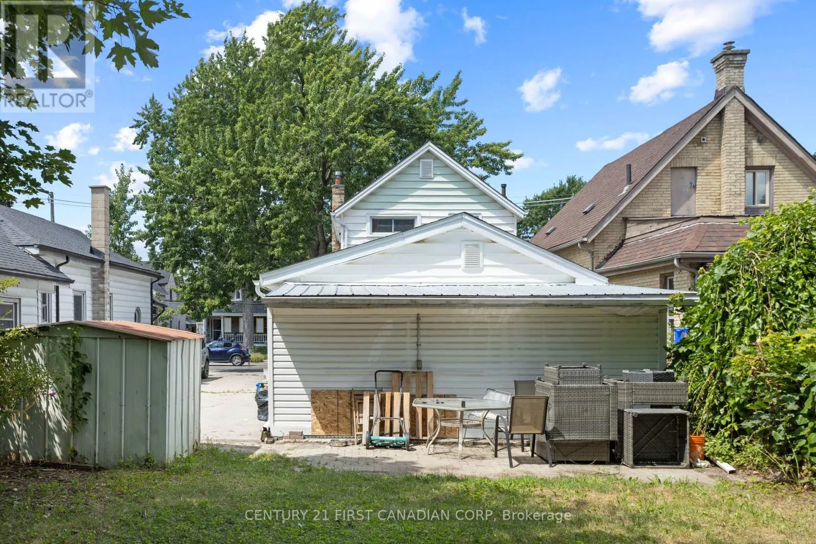 845 QUEENS AVENUE