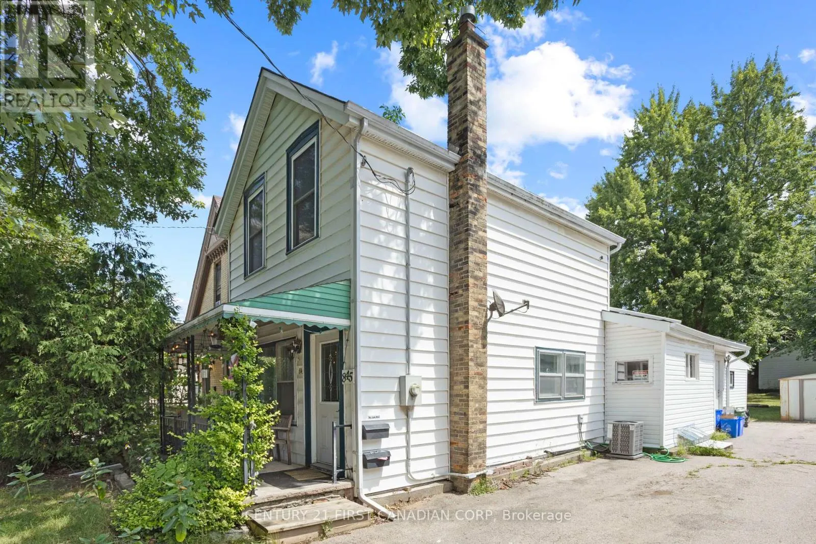 845 QUEENS AVENUE