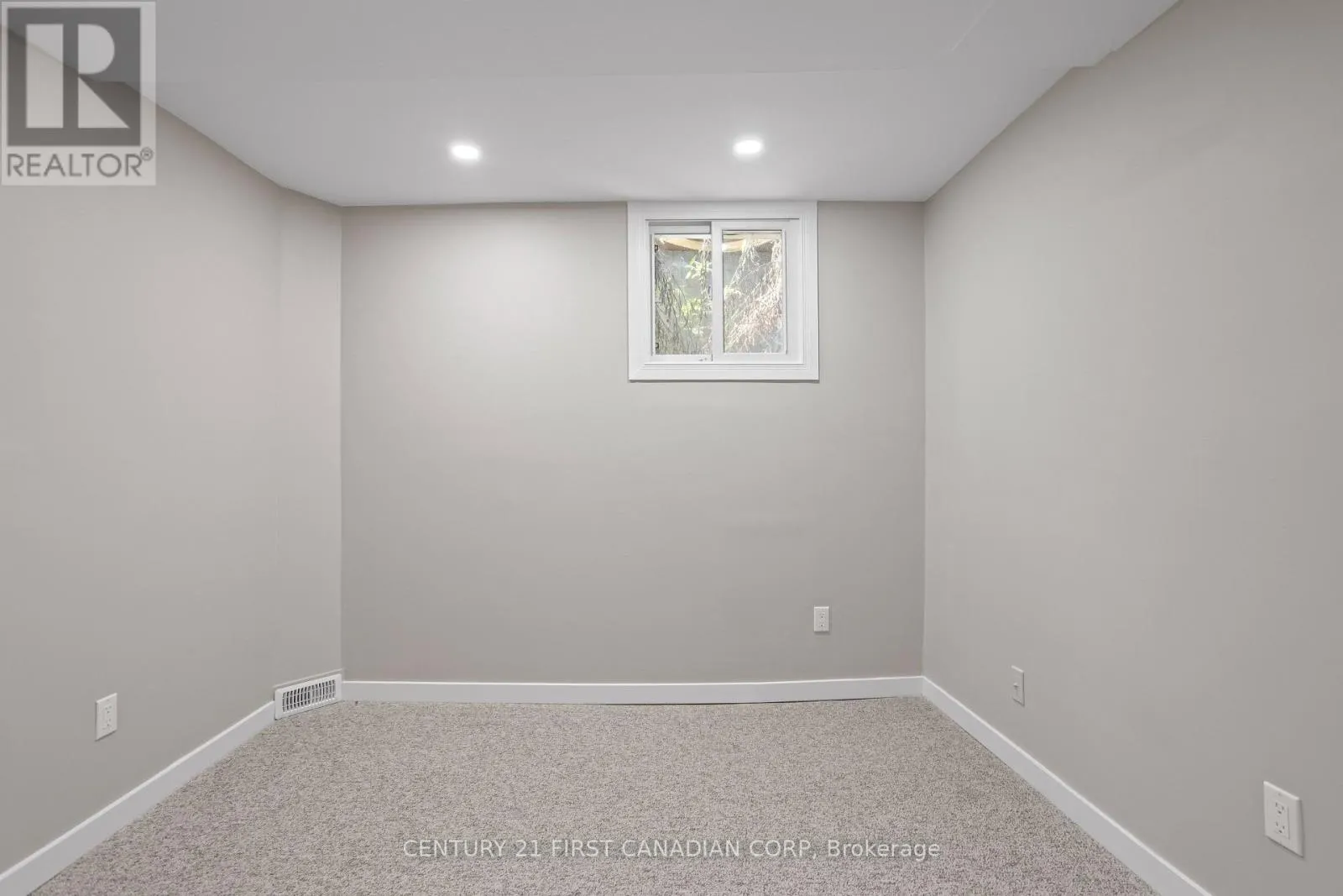 845 QUEENS AVENUE