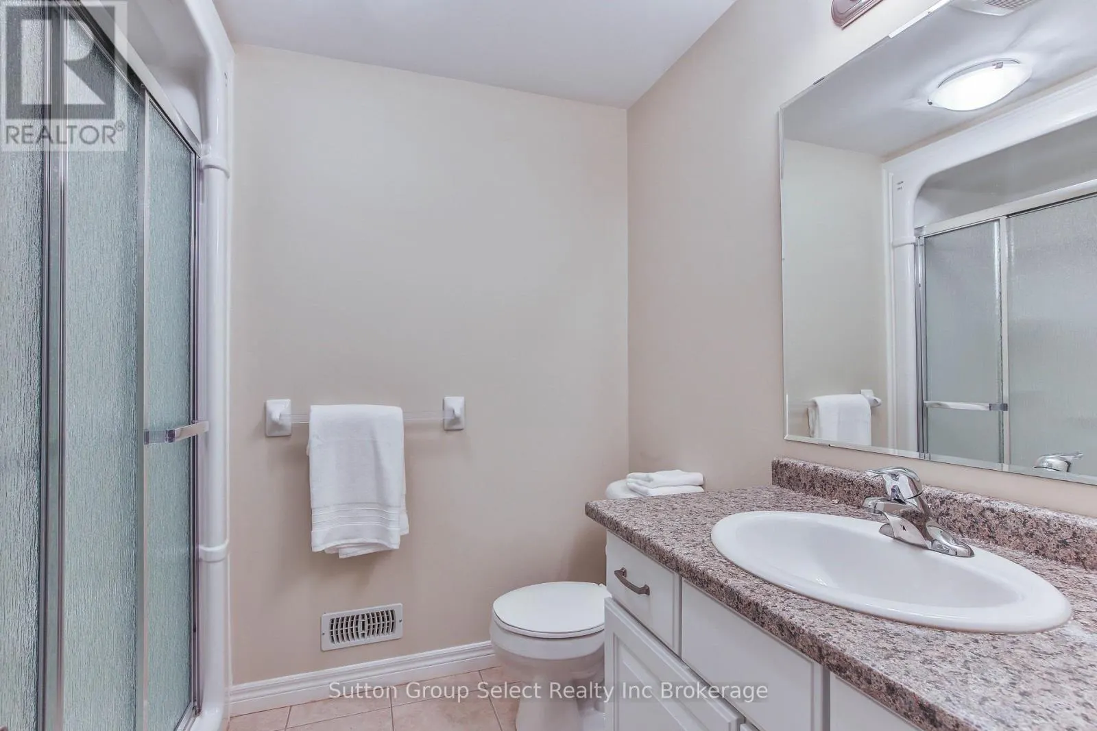 38 - 540 SPITFIRE STREET, #38