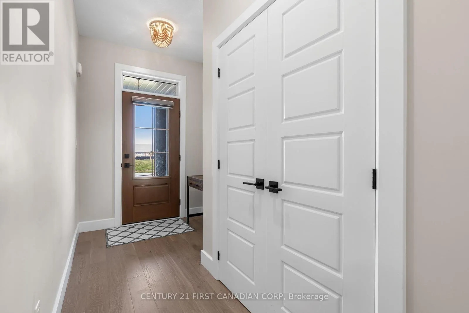 128 SCOTTS DRIVE
