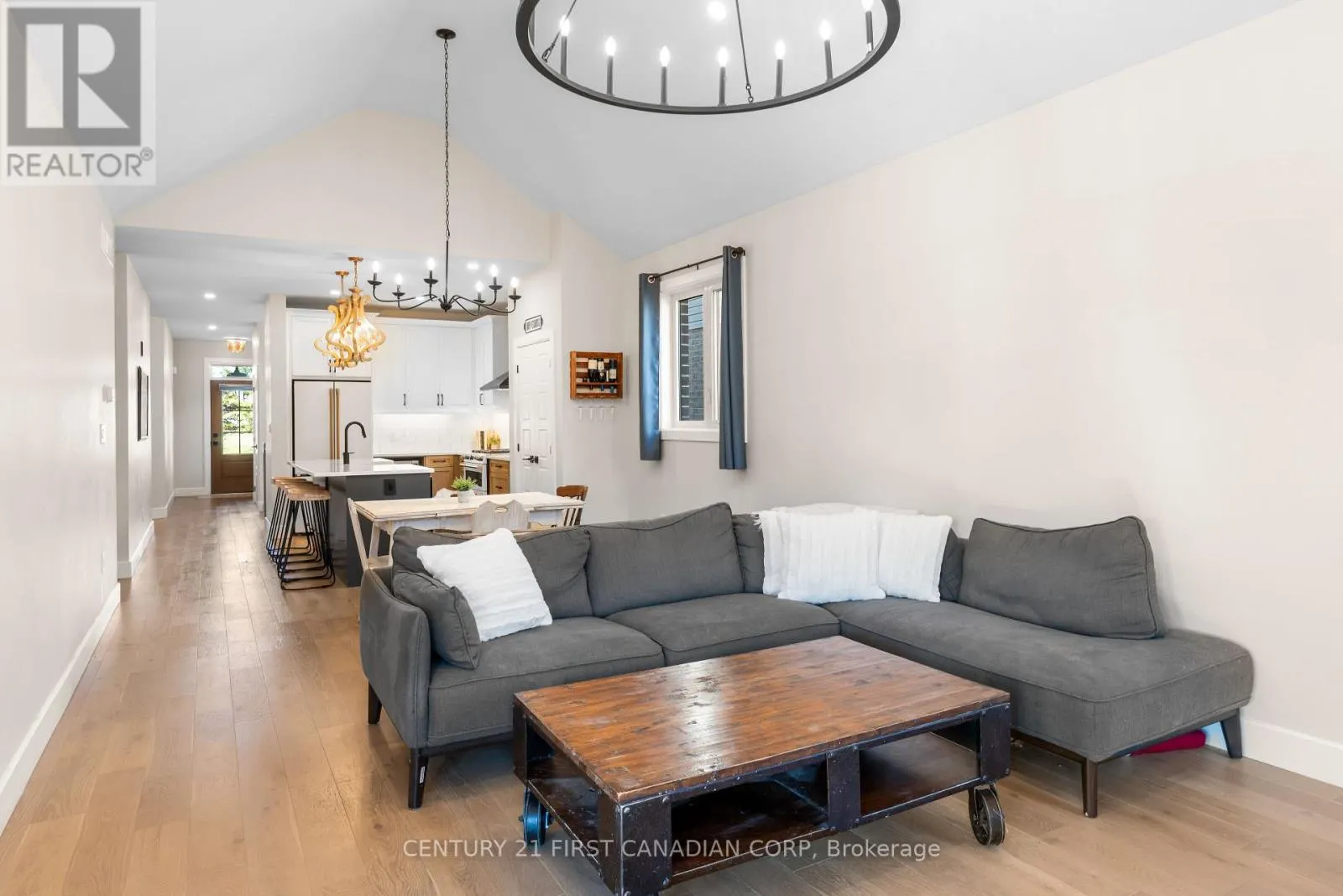128 SCOTTS DRIVE