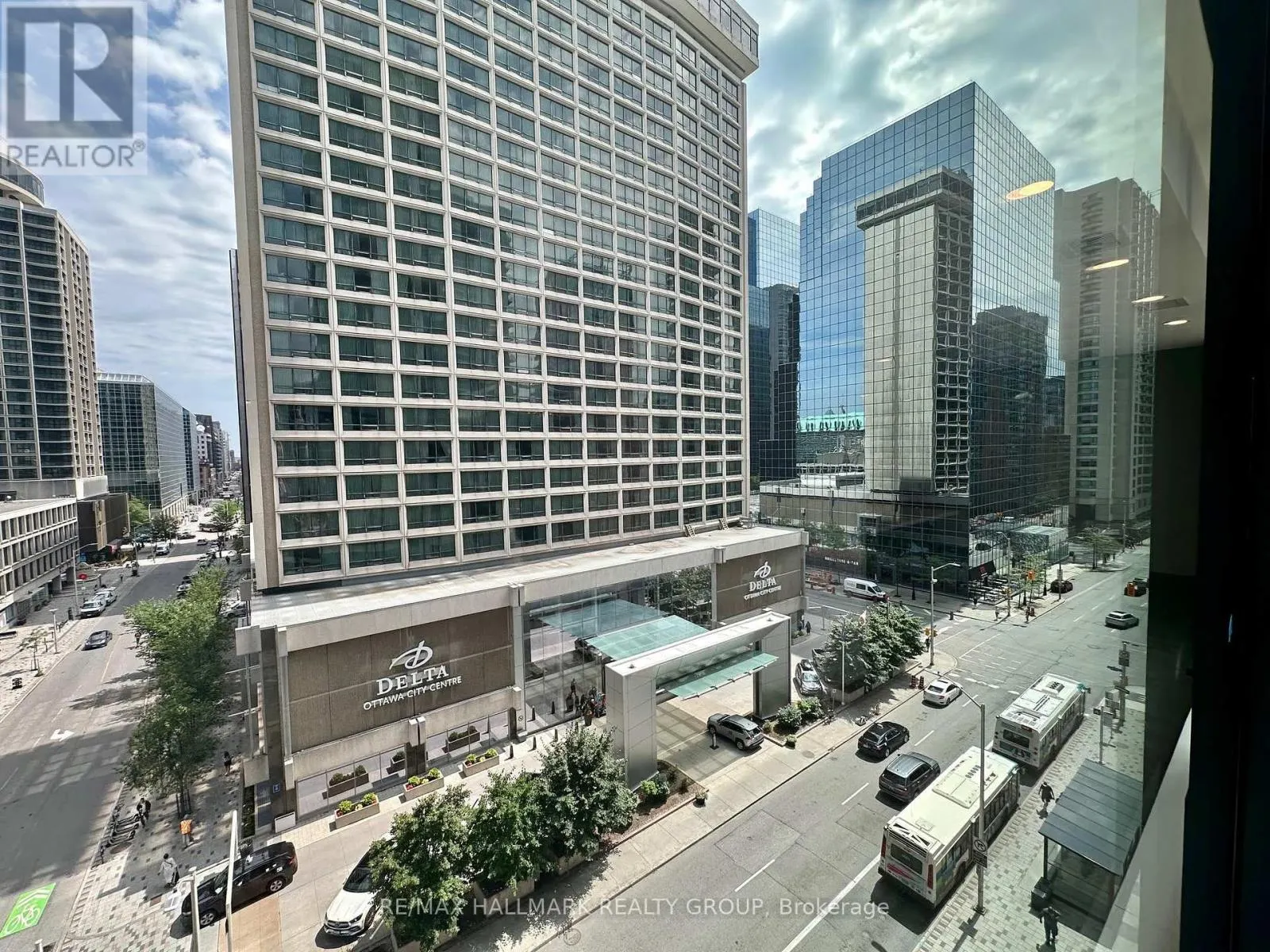 706 - 340 QUEEN STREET