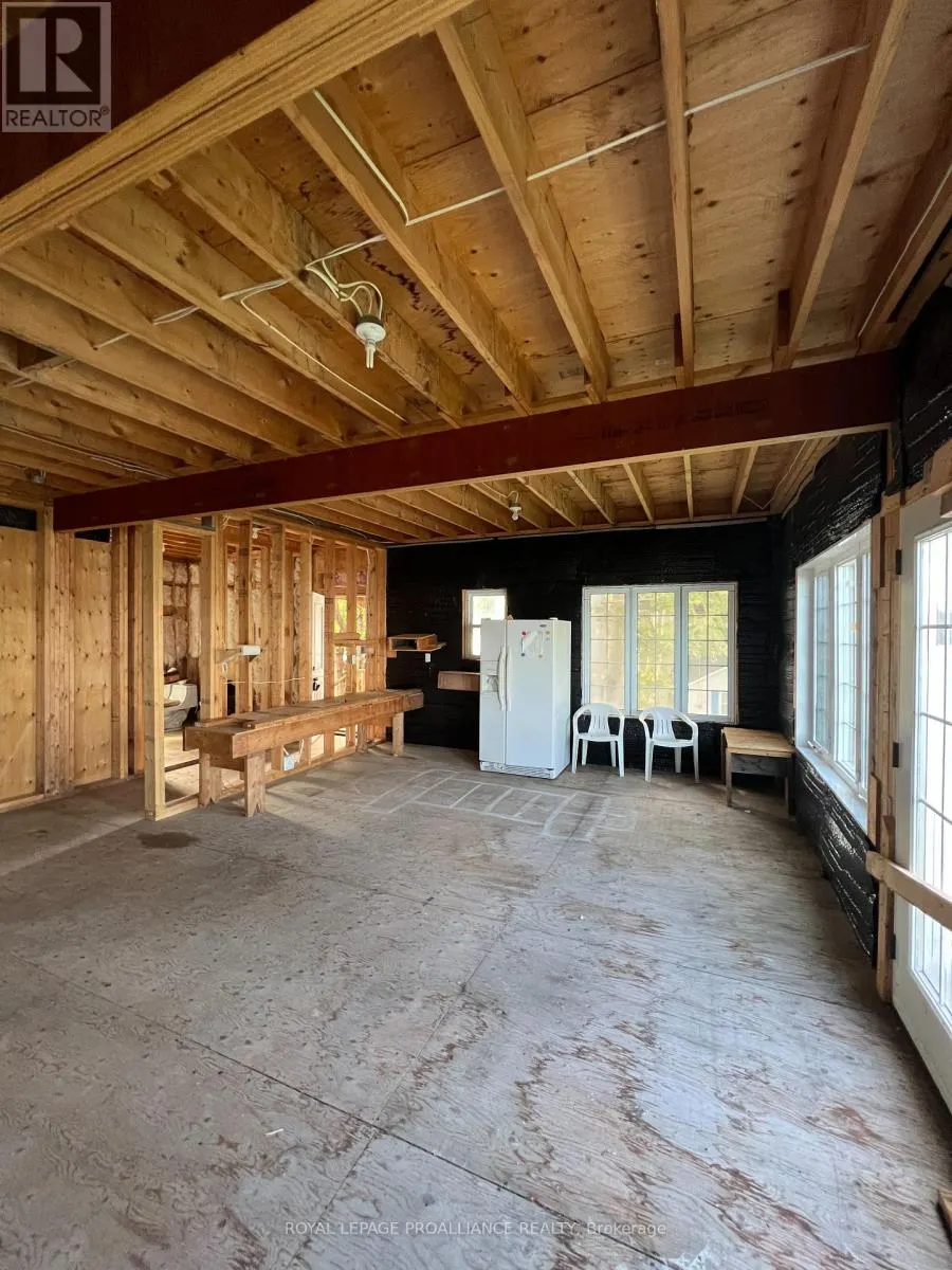 410 - 5427 YOUNG STREET, #410