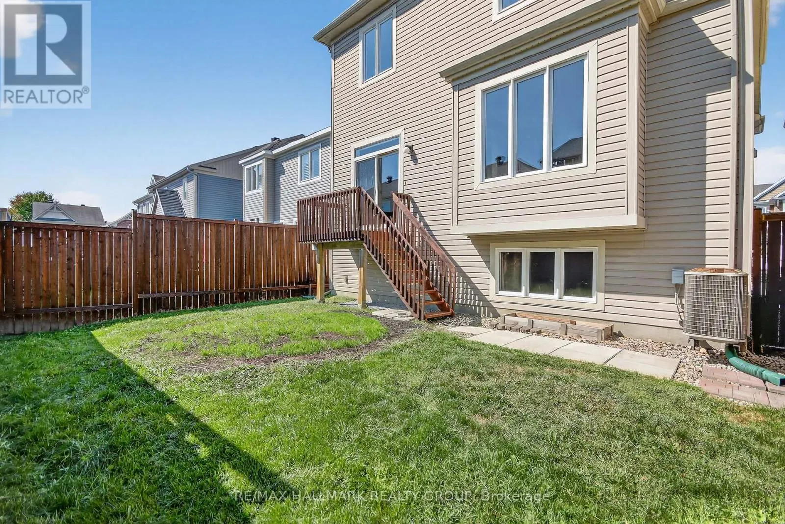 372 GALLANTRY WAY