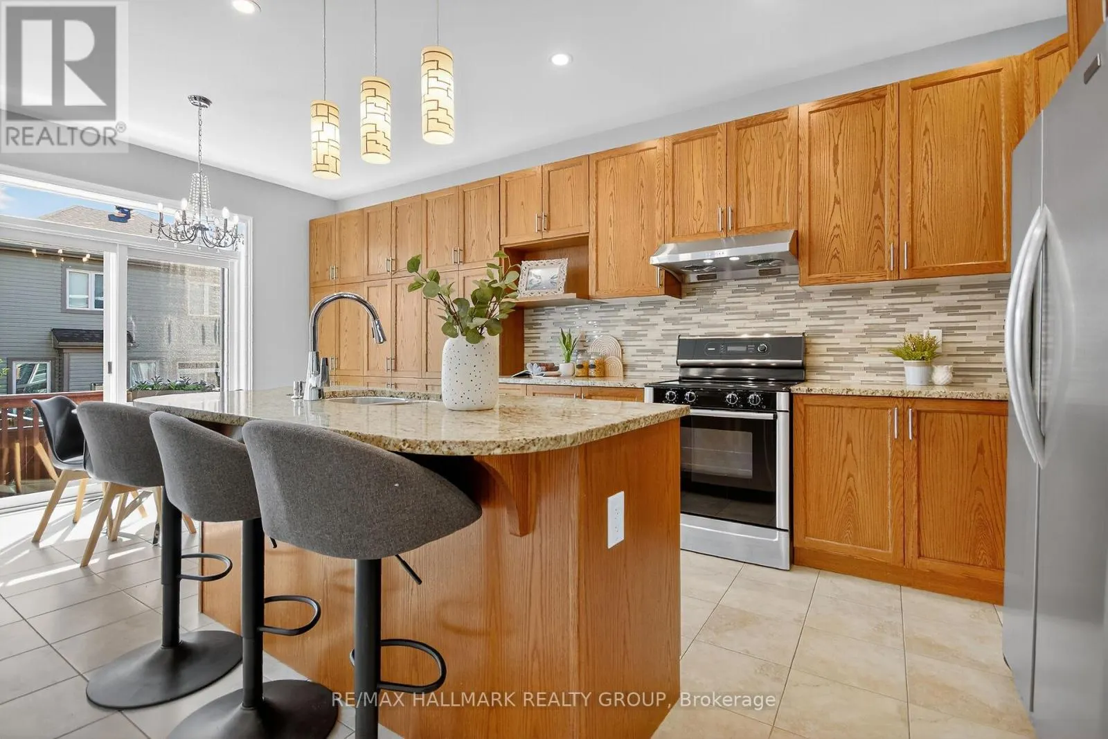 372 GALLANTRY WAY