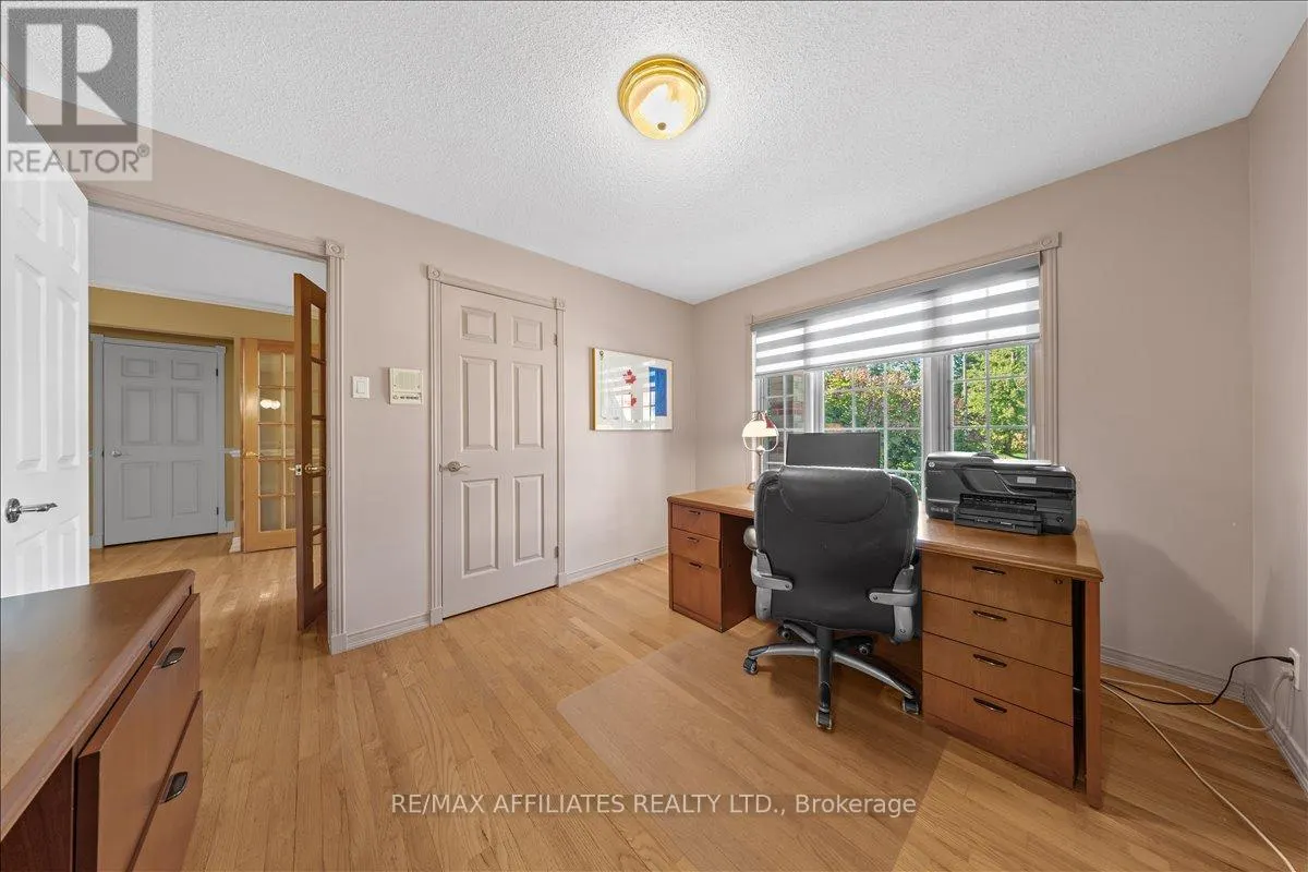 1266 BARNWELL CRESCENT