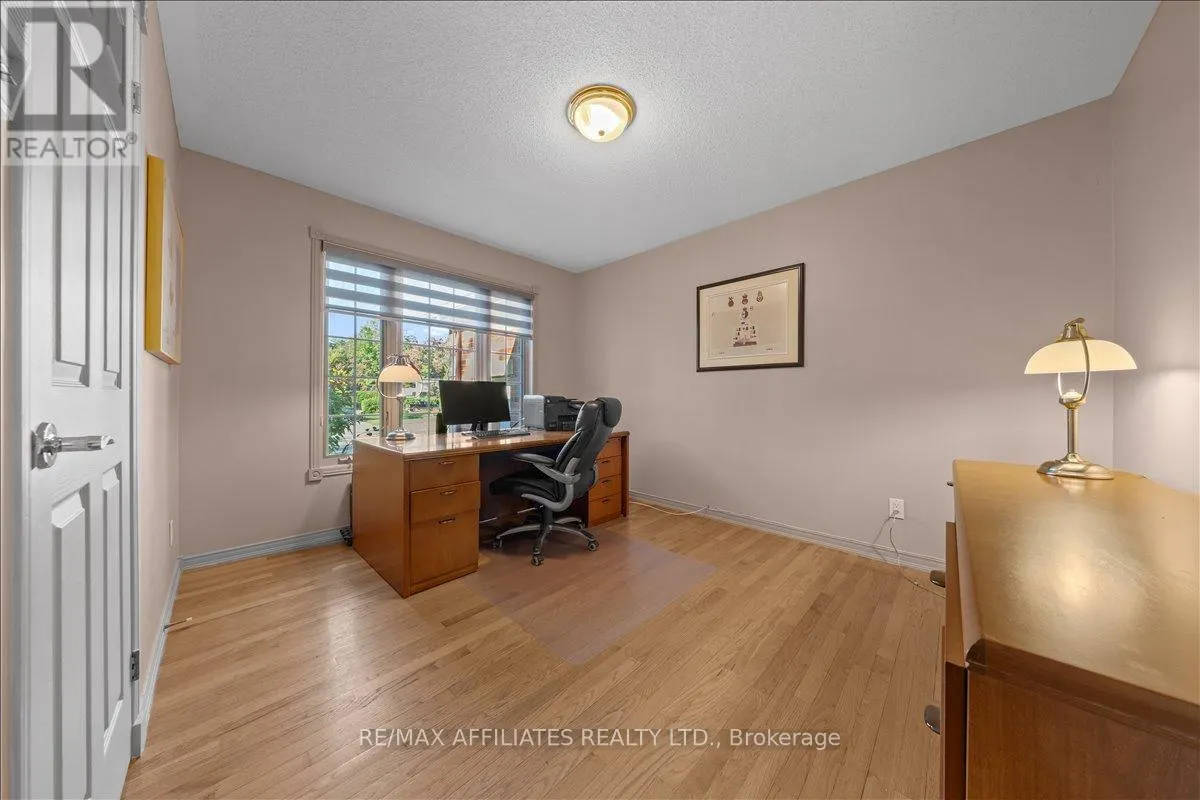 1266 BARNWELL CRESCENT
