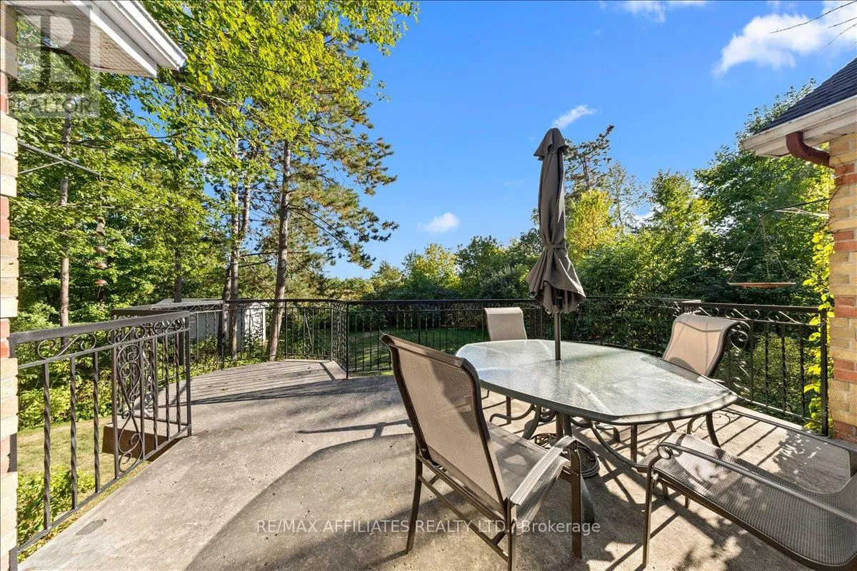 1266 BARNWELL CRESCENT