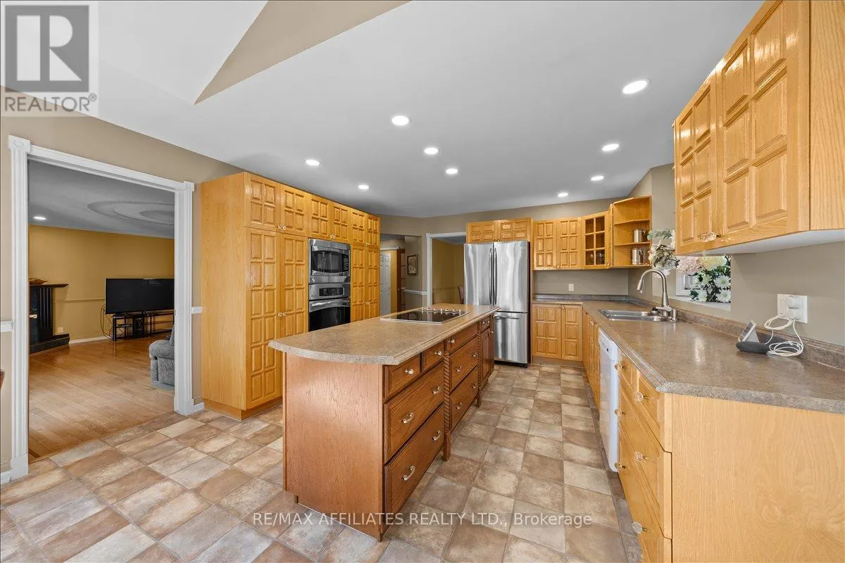 1266 BARNWELL CRESCENT