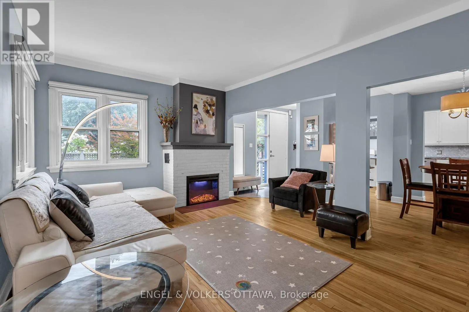 410 GREENWOOD AVENUE