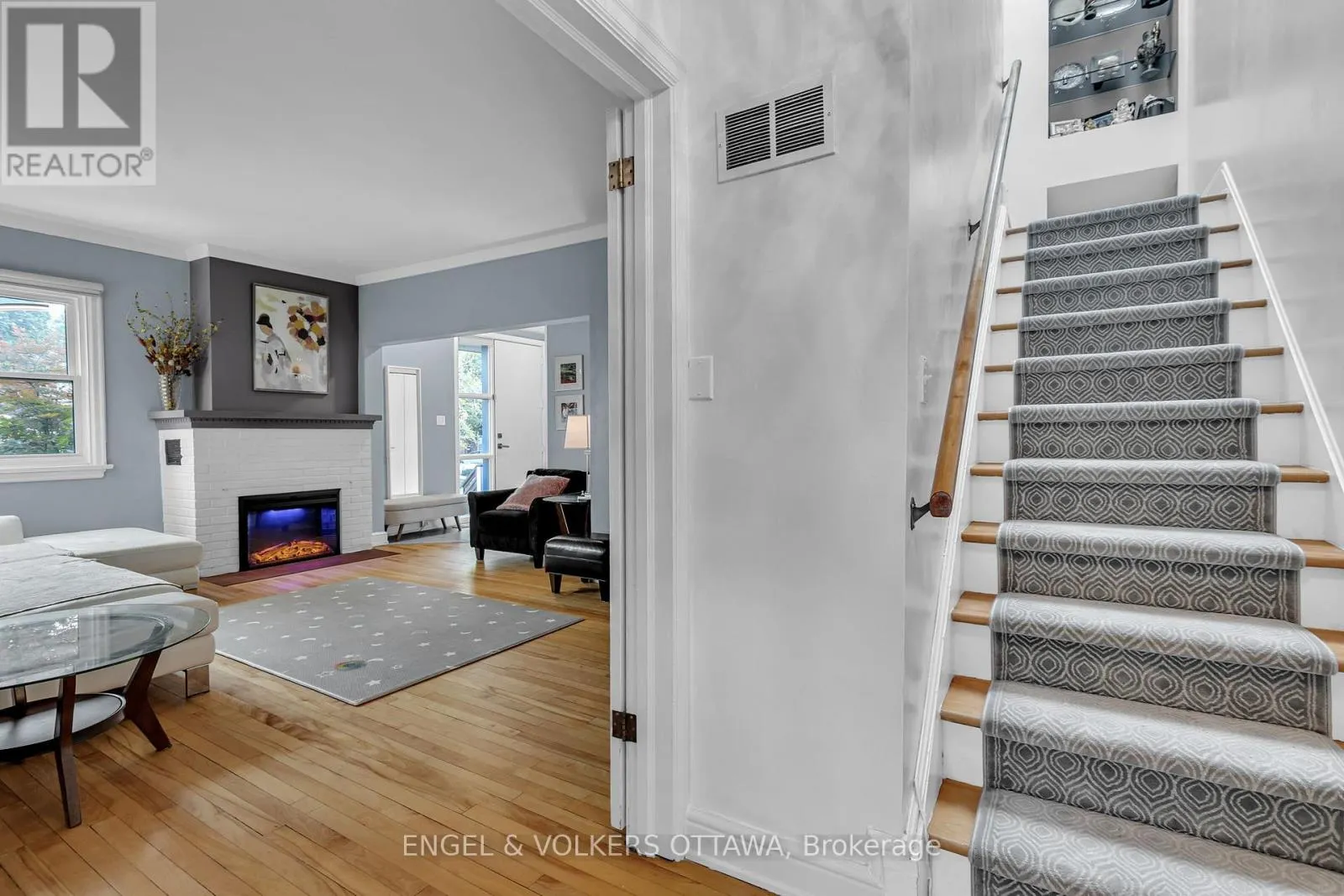 410 GREENWOOD AVENUE