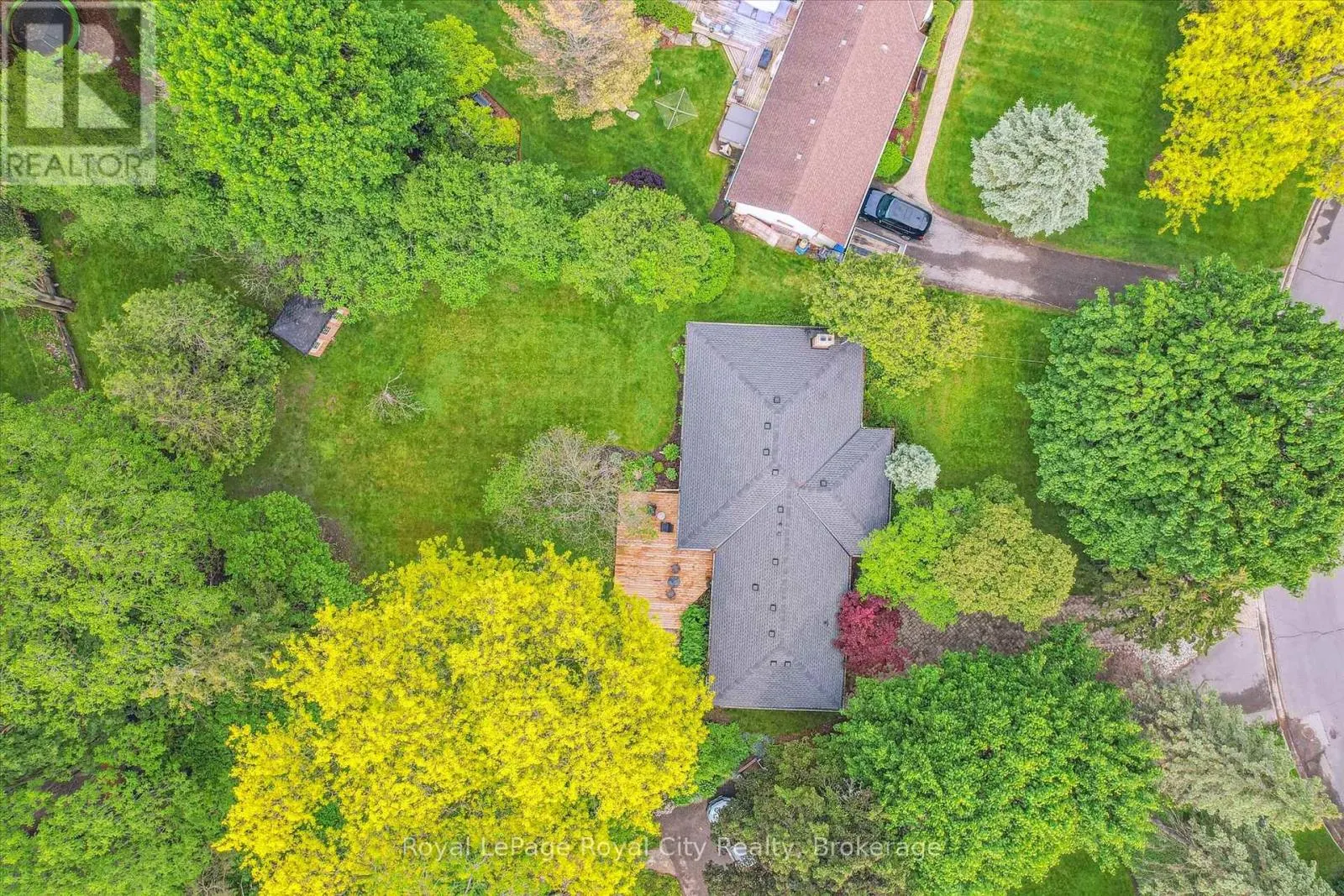 29 LYNWOOD PLACE