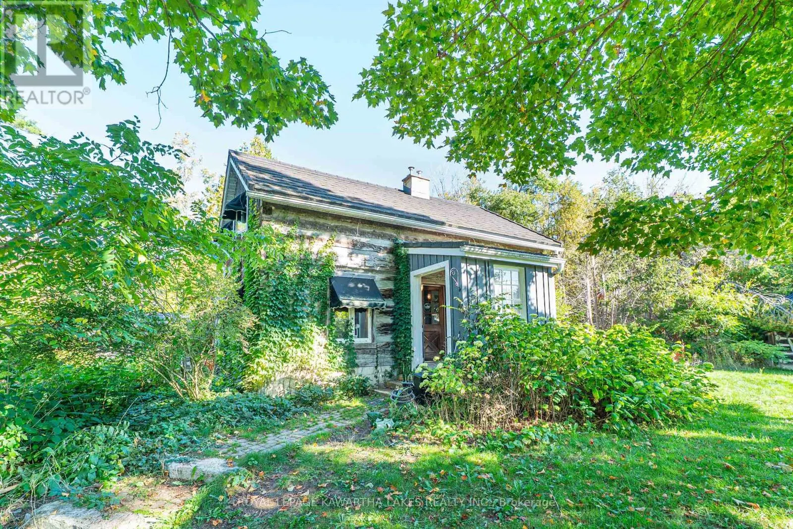 979 LINDEN VALLEY ROAD