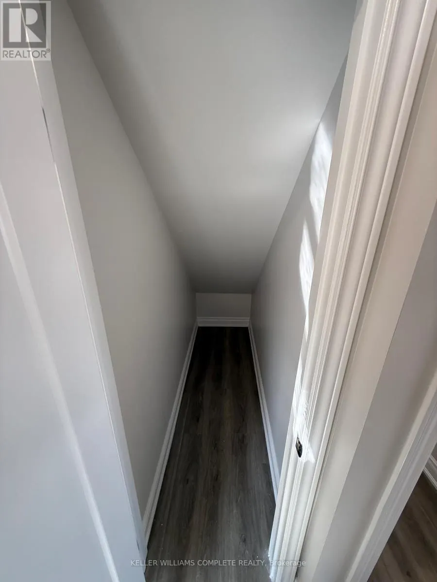 UPPER & ATTIC - 187 STIRTON STREET