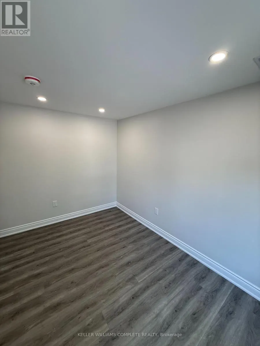 UPPER & ATTIC - 187 STIRTON STREET