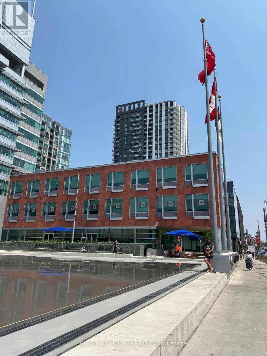 415 - 55 DUKE STREET W