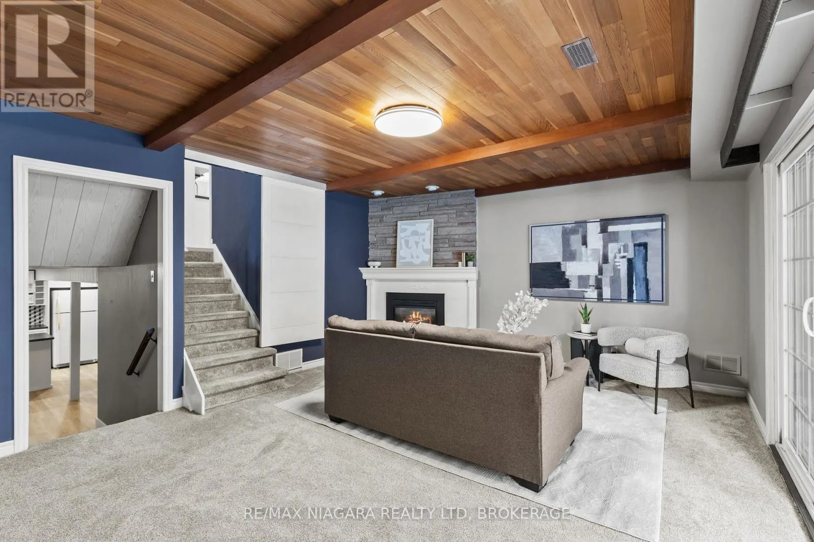 294 LAKESHORE ROAD