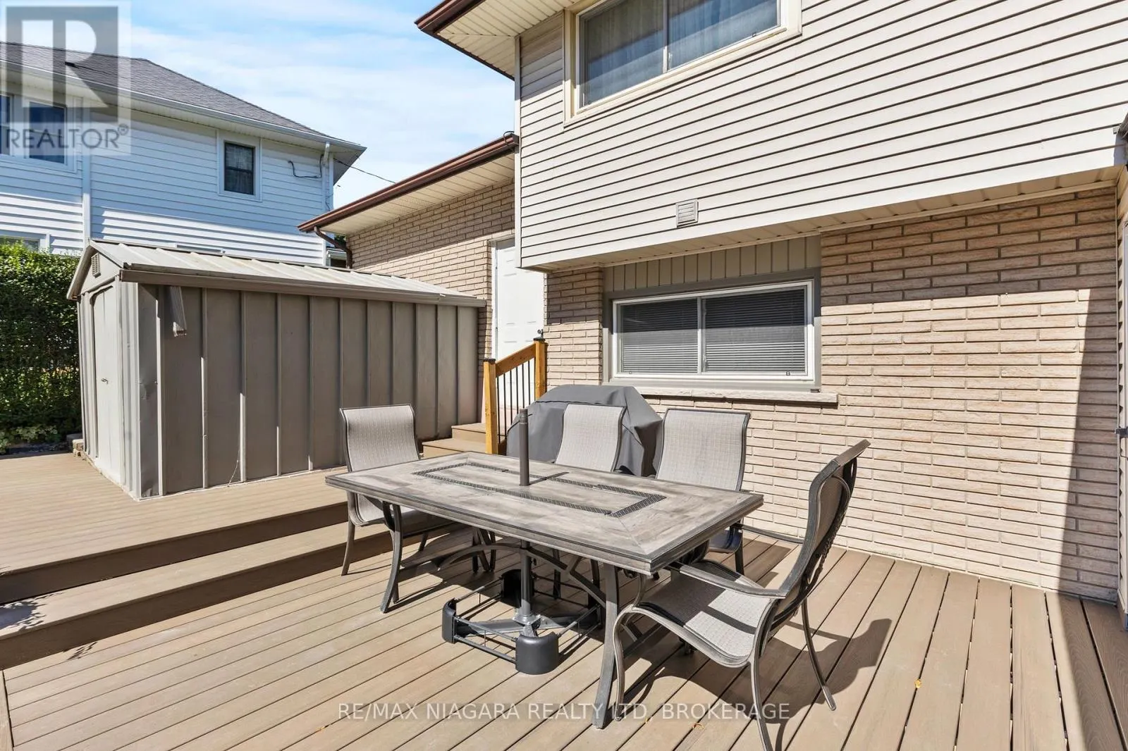 294 LAKESHORE ROAD