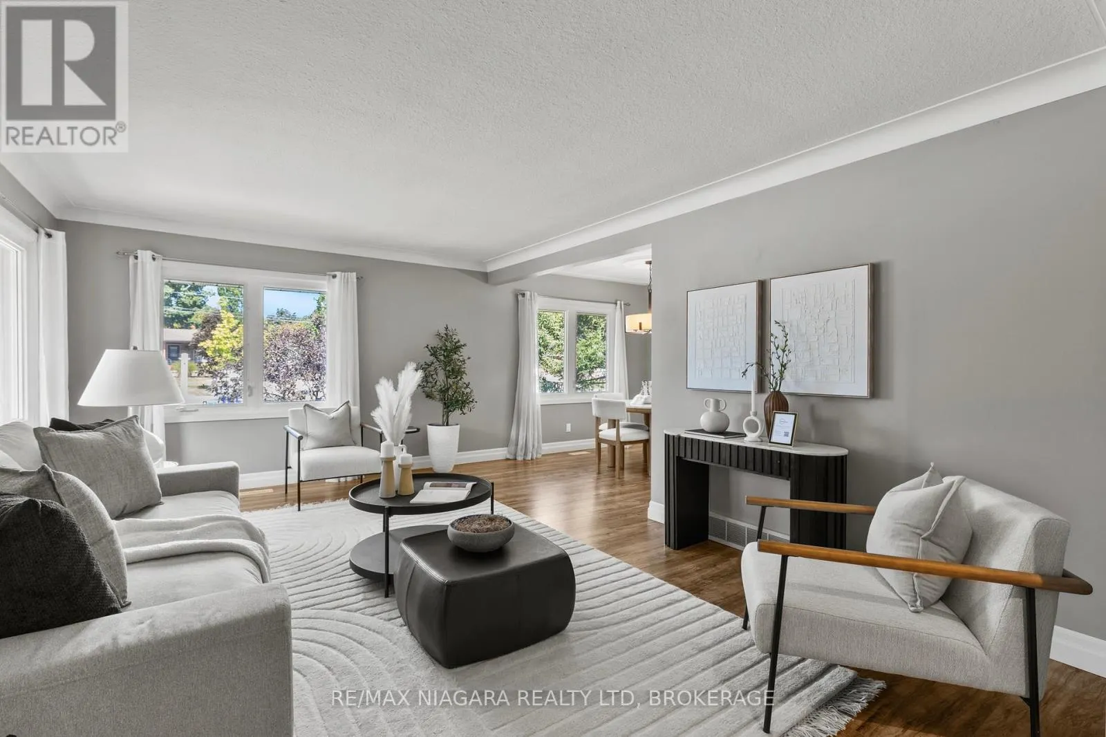 294 LAKESHORE ROAD