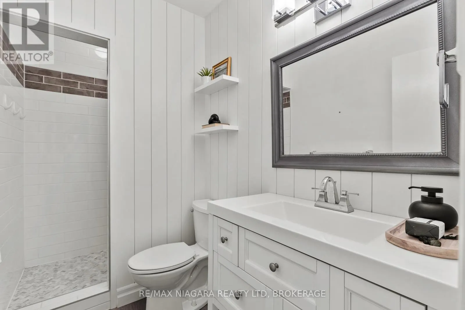 294 LAKESHORE ROAD