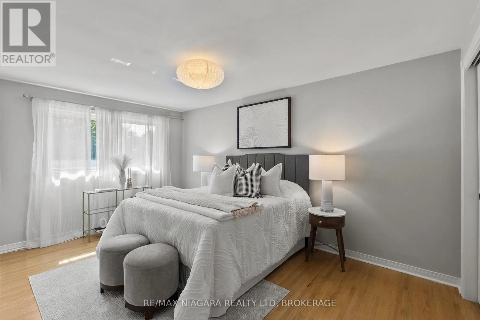 294 LAKESHORE ROAD