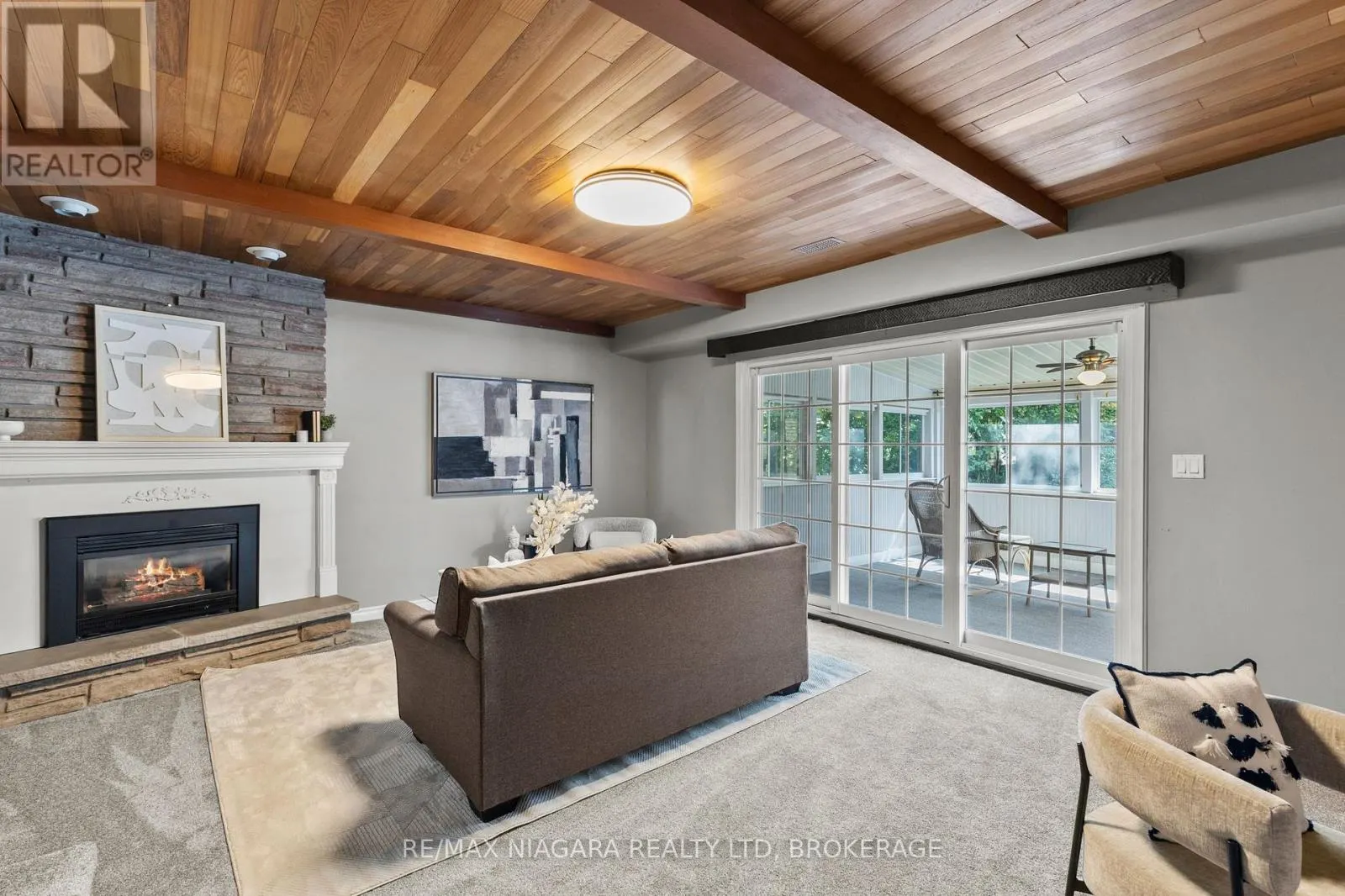294 LAKESHORE ROAD