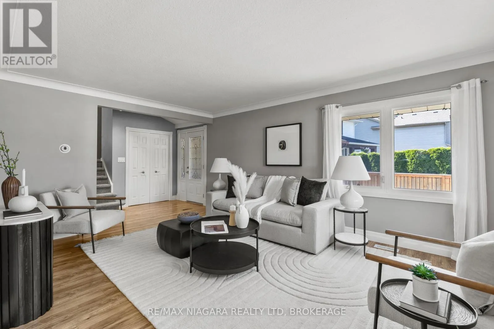 294 LAKESHORE ROAD