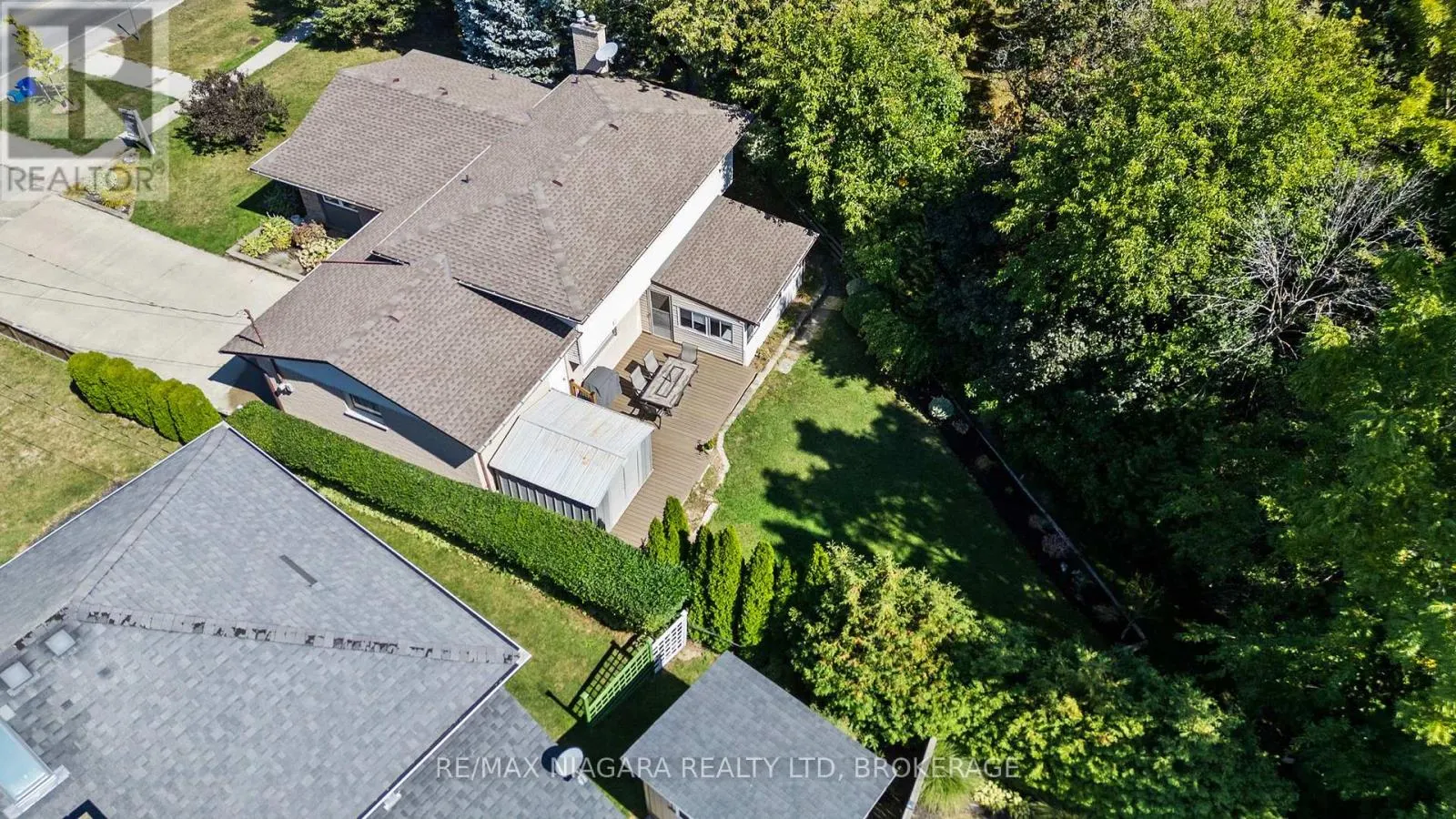 294 LAKESHORE ROAD